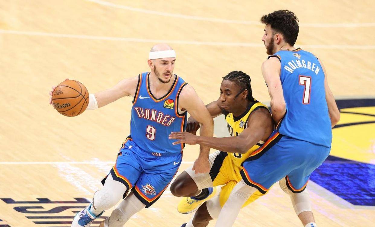 卡鲁索以75+%命中率砍下至少20分5断NBA历史第二人！的简单介绍