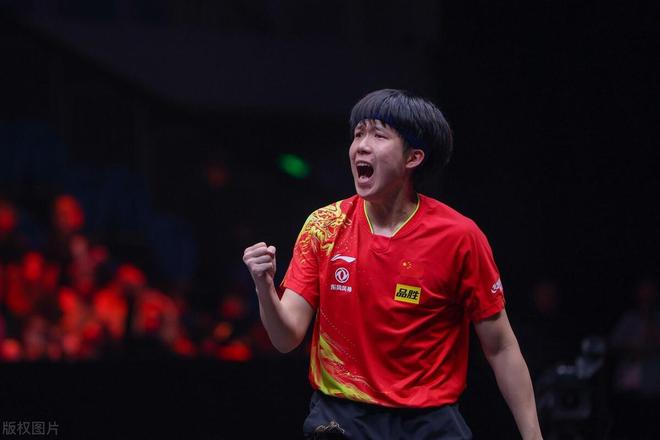 美国大满贯-王楚钦4-0横扫张本智和夺冠国乒三金收官