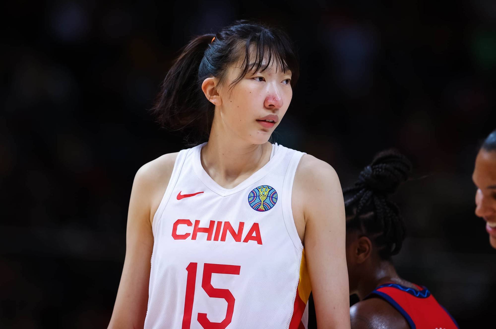 关于FIBA发布中国女篮写真张子宇韩旭搞怪的信息