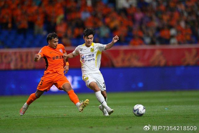 足协杯-奥斯卡两射一传唐淼两助攻云南玉昆3-0广州豹进四强